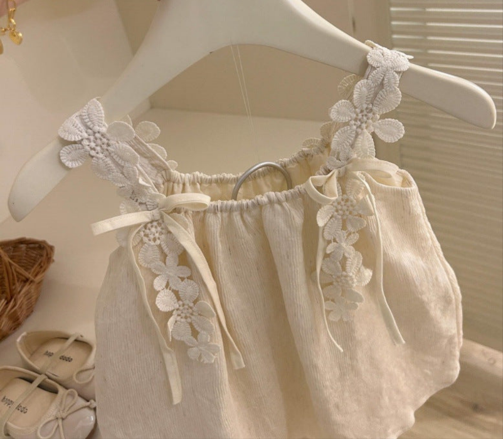 Vestido Laços