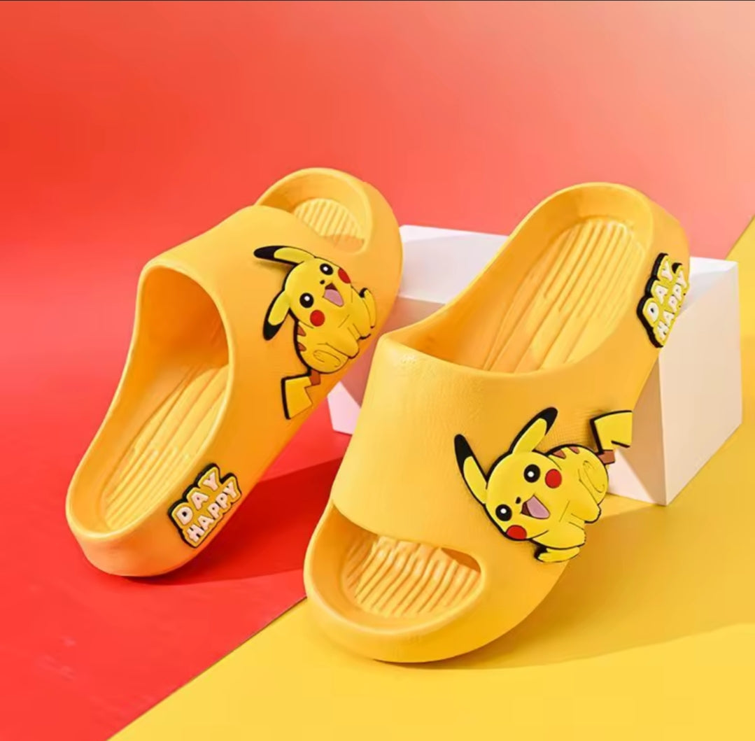 Chinelos Pikachu