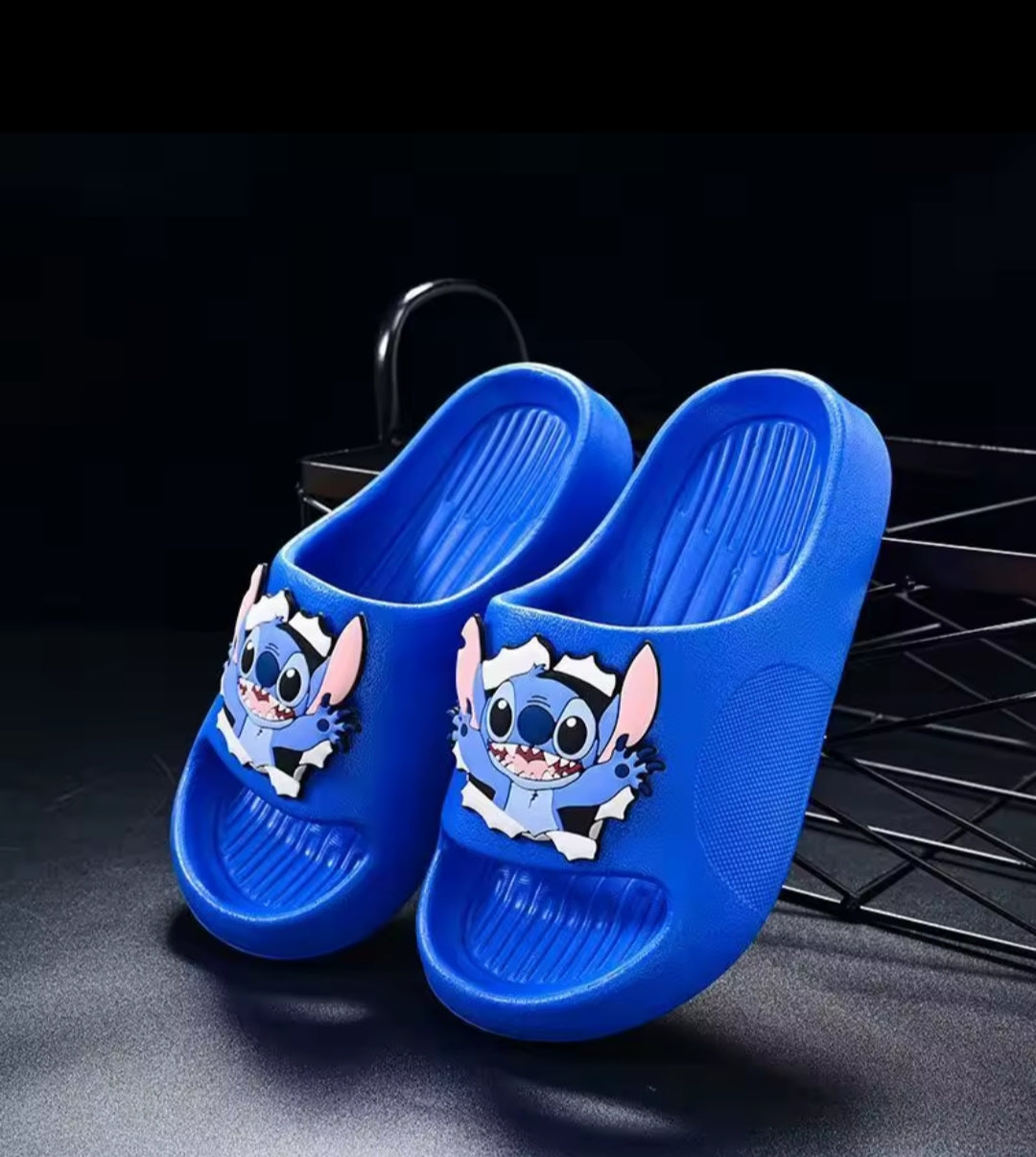 Chinelos Stitch